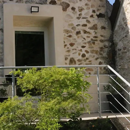 Aux Portes Du Champagne *
